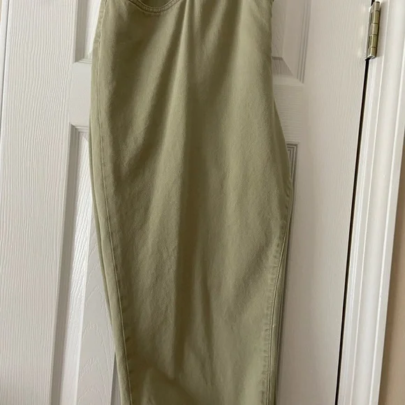 3 Pair of Ralph Lauren Women’s Capris Sz 20W Blue, Khaki, Olive - Picture 10 of 16